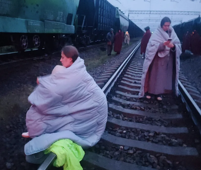 Як діяти під час повітряної тривоги на залізниці: правила безпеки для Сум