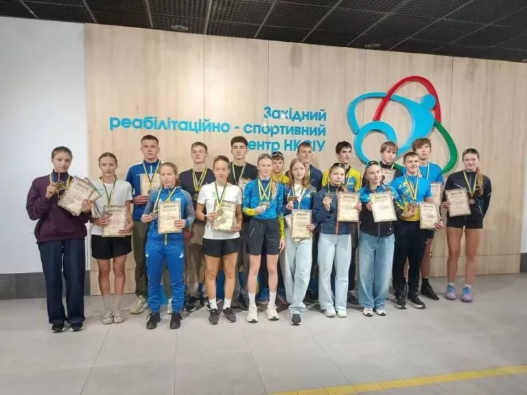 Збірна Сумщини перемогла у командному заліку чемпіонату України з лижоролерів