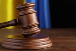 В Сумах продавця психотропів і боєприпасів засудили до реального покарання