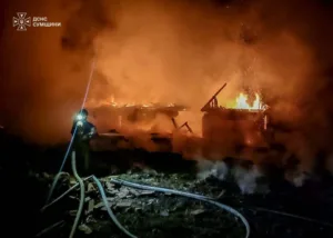 На Сумщині рятувальники загасили пожежі після обстрілів